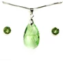 Kép 1/3 - Swarovski® kristályos szett \Libra\" - Mandula 22 mm, Peridot + díszdoboz"
